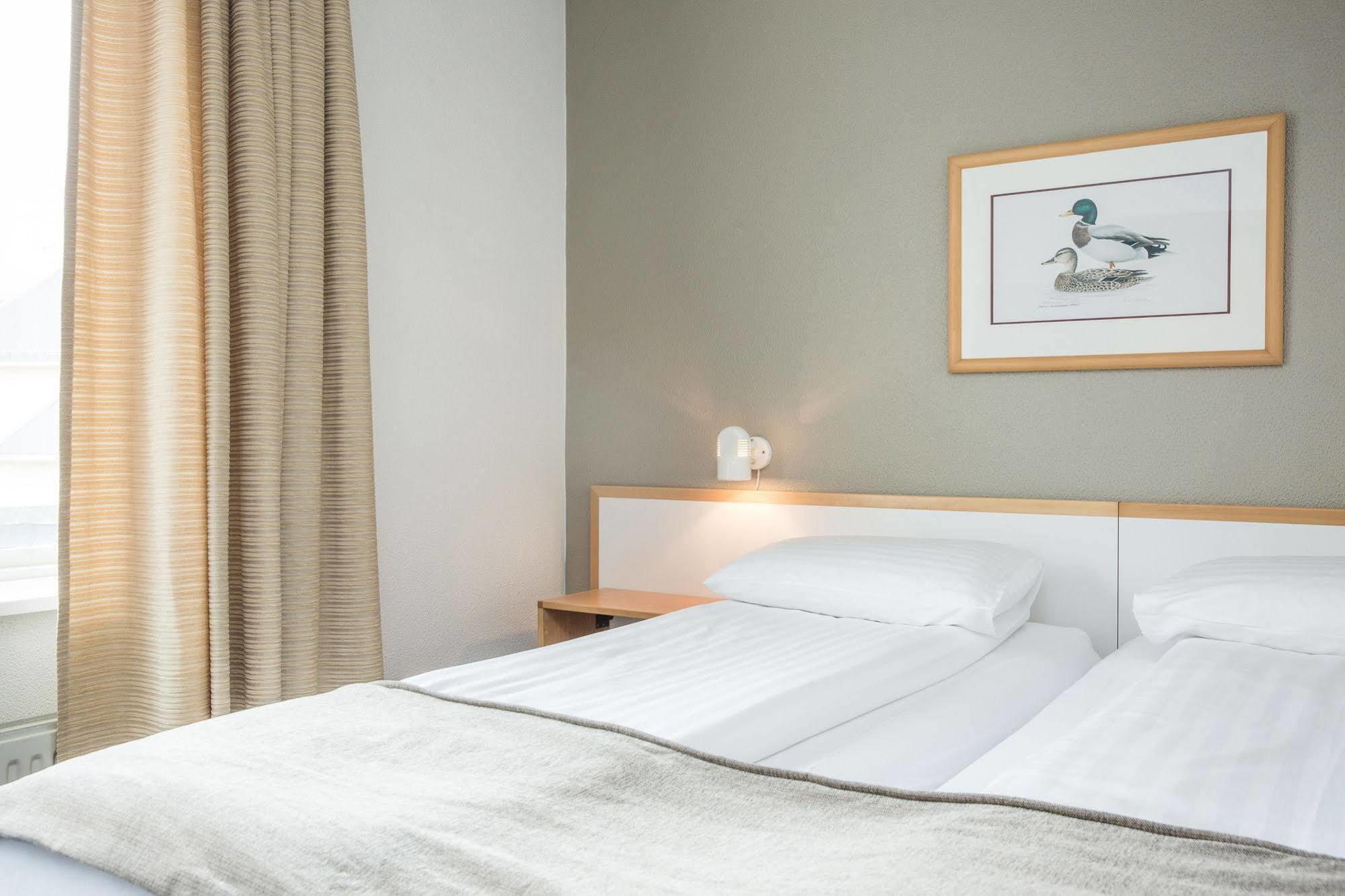 Hotel Nordurland By Keahotels آكيورِيْري المظهر الخارجي الصورة